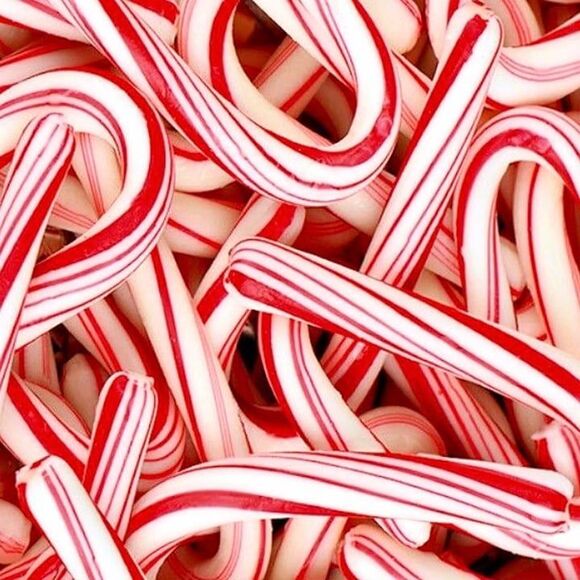 LANEIGE: Peppermint Lip Glowy Balm - Picture 4 of 5